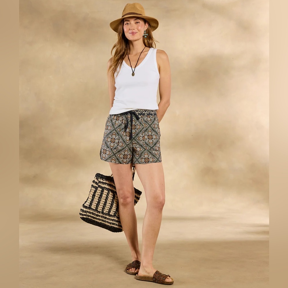 NEW Sundance Kai Printed Shorts Onyx Pull On Cotton Women's Size 16 18 XL